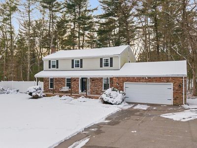 Property at 8 Ridgefield Rd, Norfolk, MA