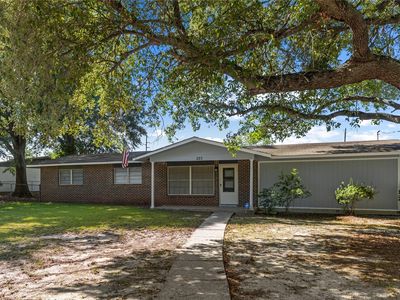 223 Plaza Dr