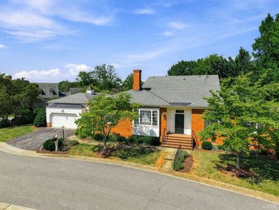 301 Barkley Ct