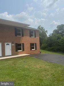 Property at 623 Thompson St, Strasburg, VA