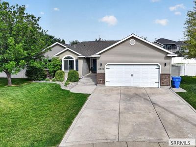 2450 Skylar Pl