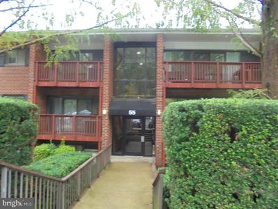 55 Skyhill Rd APT 202