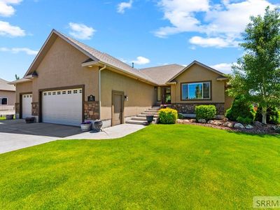 4028 E Fairway Dr