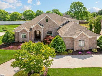 411 Kingsgate Ct