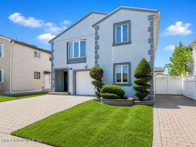 32 Furness Pl