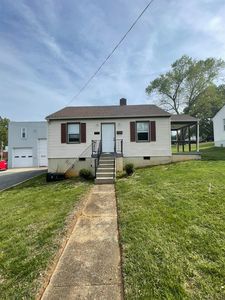 213 College Dr