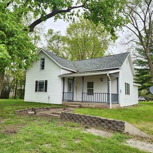 Property at 810 W Tower St, Pierceton, IN