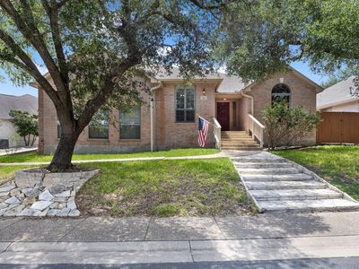 211 E Creekview Dr