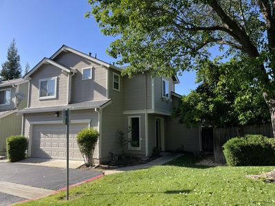6368 Laguna Mirage Ln