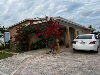 1081 SW 129th Ave #5