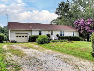 129 Mirror Lake Dr