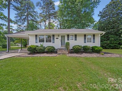 Property at 600 McAdenville Rd, Lowell, NC