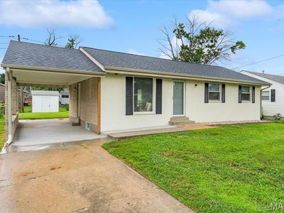 212 Briarwood Dr