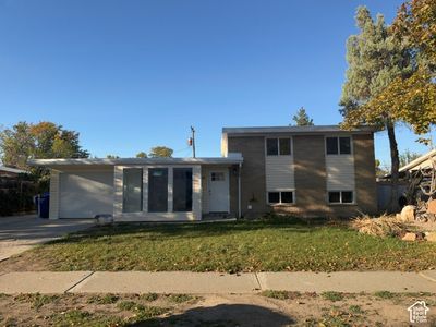 4380 W Rutgers Ave