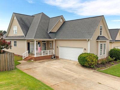 203 Summergrass Dr