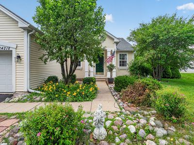 24218 W Apple Creek Ln