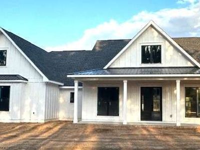 1049 McCall Rd