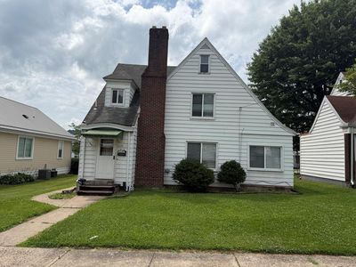 828 4th Street