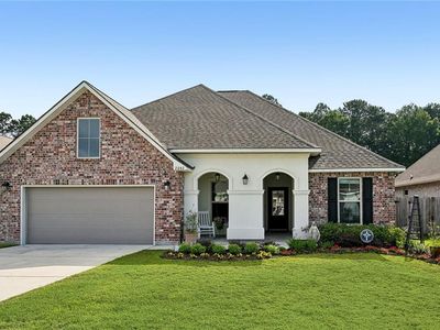 Property at 2042 Gabriel Dr, Covington, LA