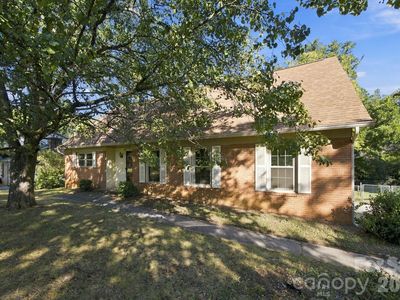7416 Folger Dr