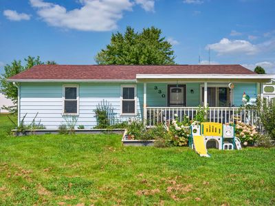 330 W Cardinal Ct