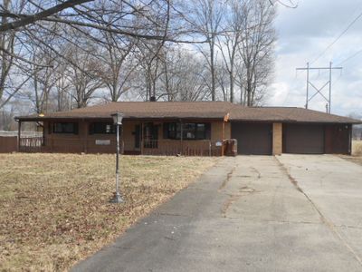 3672 Amity Ln