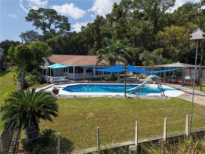 13899 Dauphin Island Pkwy