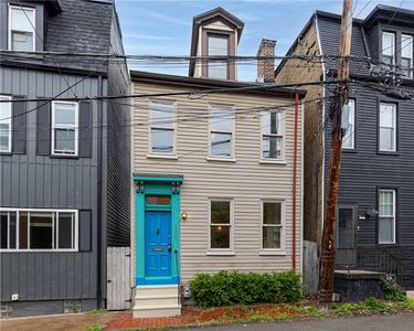 1225 Veto St