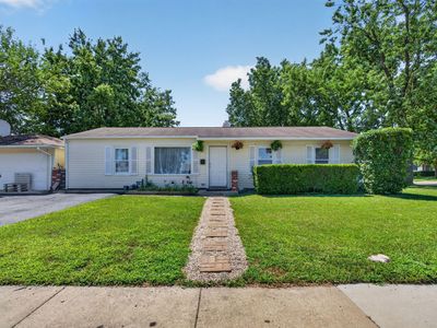 27 Belmont Dr