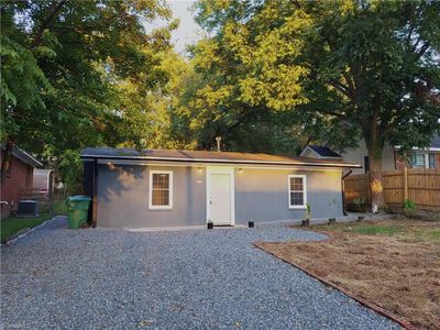 803 Mobile St