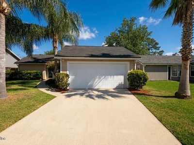 13123 LEATHERLEAF Drive S