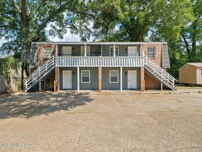 806 Maxwell Dr