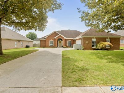 705 Wade Rd SE
