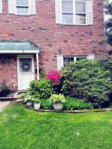 Property at 930 Merrick Rd #5, Baldwin, NY
