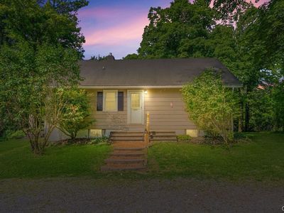 8118 E Seneca Tpke
