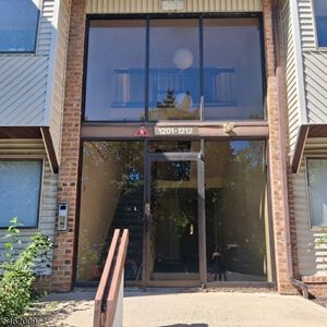 1203 Edison Glen Ter #1203