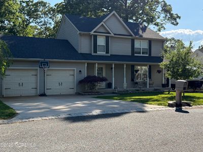 12 Rosemont Lane