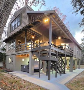 631 NE Gold Dust Rd