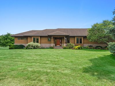 212 Deere Rd