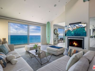 19640 Pacific Coast Hwy