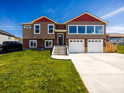 Property at 1227 E Woodland Park Rd, Sheridan, WY
