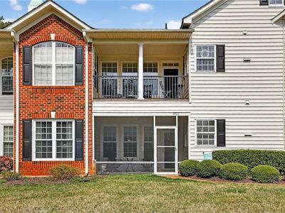 2821 Majestic Oak Ct