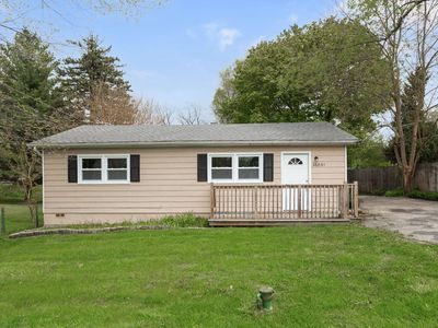 36855 N Elizabeth Dr