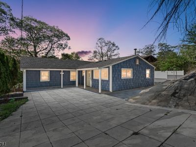 26 Rock Rd