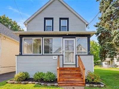 56 Dirkson Ave
