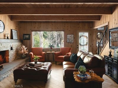 Property at 316 Corona Cir, Lake Arrowhead, CA