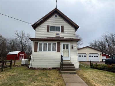 372 E Kirby St