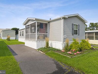 7 Spinning Wheel Ln