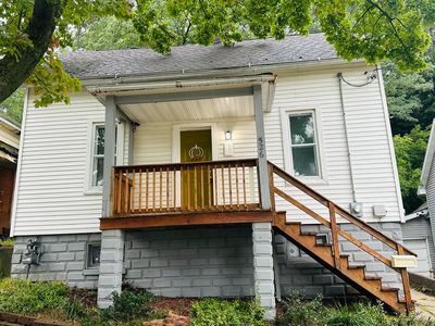 526 Davis St