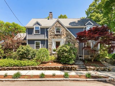 10 Hillsdale Rd